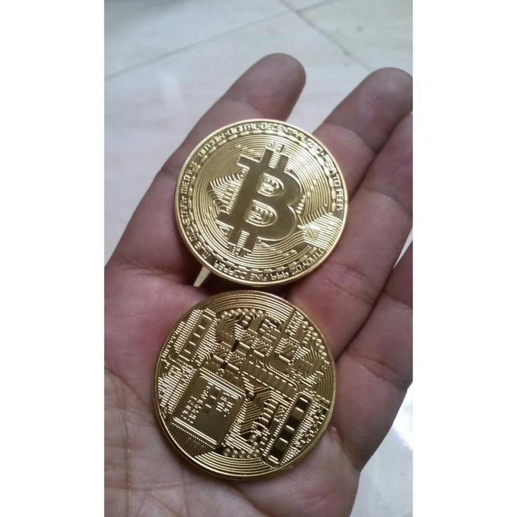 Đồng Xu Bitcoin Mạ Vàng