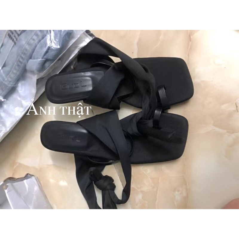 Giày cao gót xăng đan buộc dây