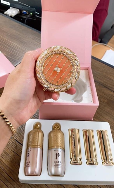 Phấn phủ Whoo luxury pact limited