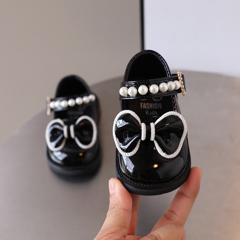 Giày búp bê cho bé gái da bóng mềm đính hạt nơ nhỏ xinh xắn phong cách Hàn Quốc K08A