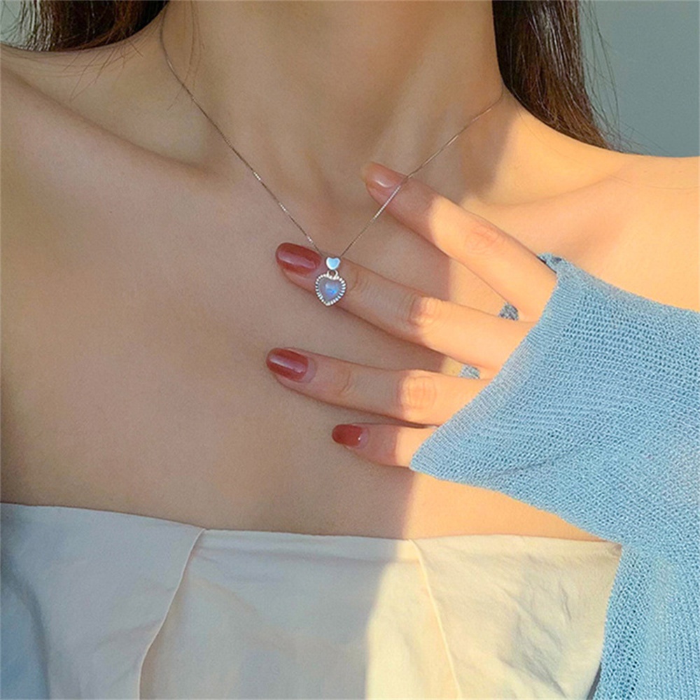 Vòng Tay / Vòng cổ Mặt Hình Trái Tim Đính Đá Mặt Trăng Phong Cách Hàn Quốc
