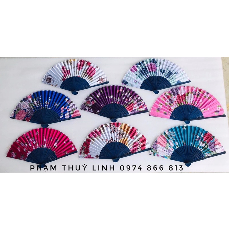 Quạt lụa trang trí (gửi màu ngẫu nhiên)