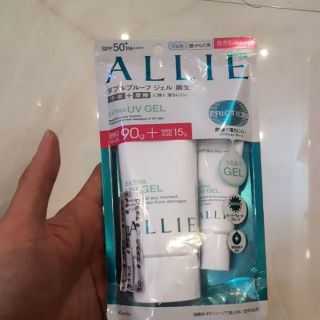 Kem chống nắng Allie Kanebo