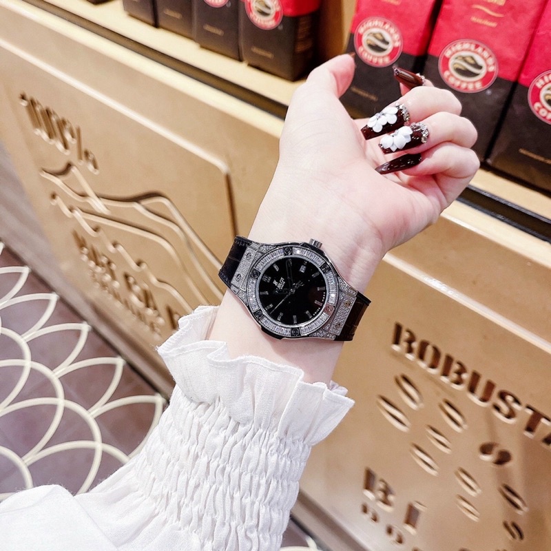 Fullbox hãng bảo hành 12 tháng, đồng hồ nữ mẫu mới cực đẹp LUTOS