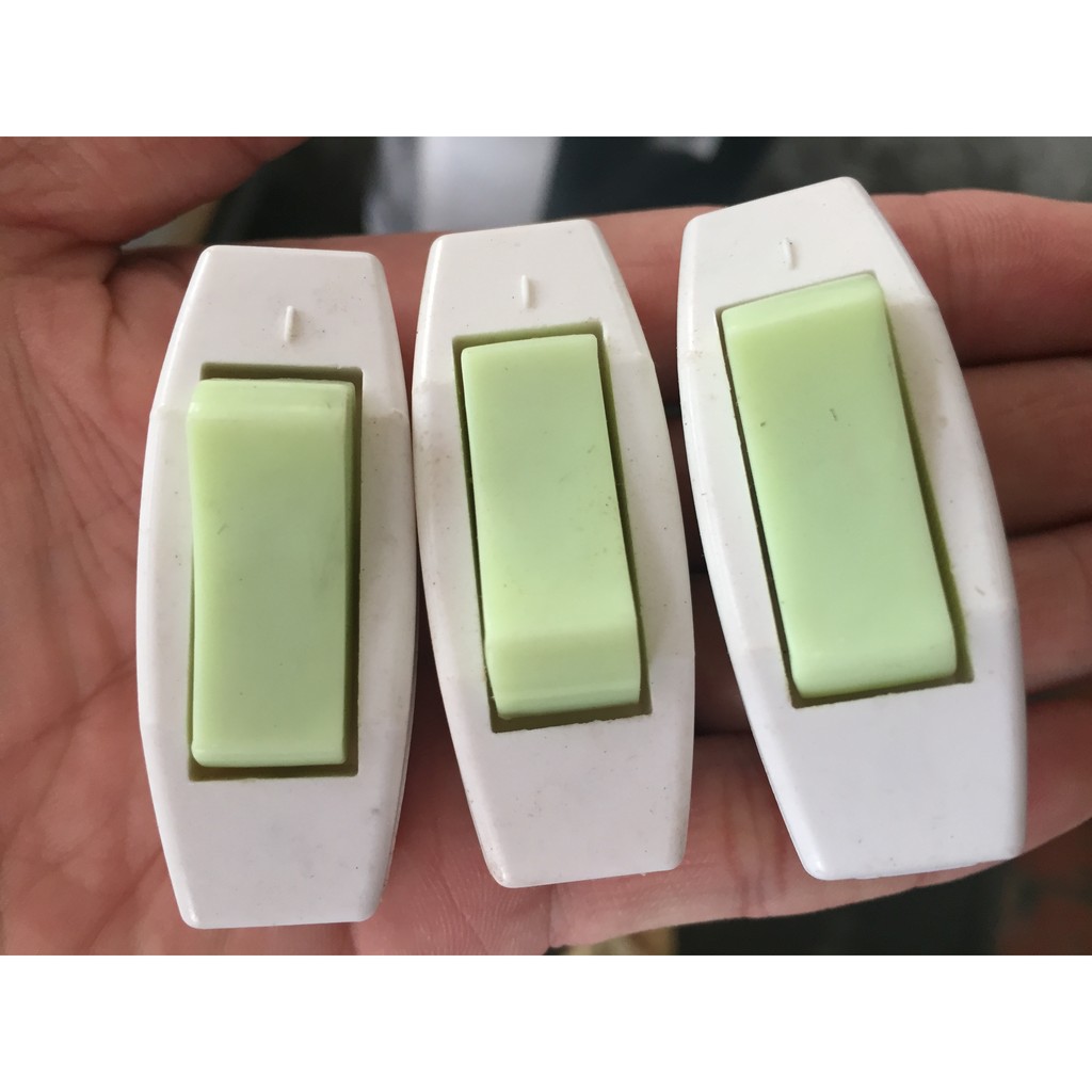 Công tắc bật tắt Giá Rẻ