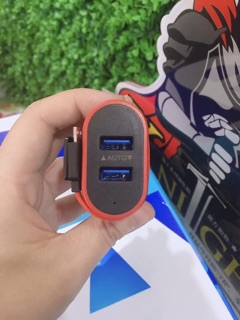 CỦ SẠC LIỀN DÂY 2 CỔNG USB TITAN CB09