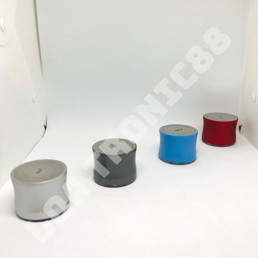 Loa Bluetooth EWA A109 Âm Thanh 360 Pin Lithium, Với Thiết Kế Nhỏ Gọn Vừa Tay