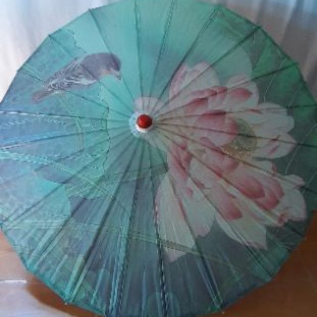 Dù giấy cổ trang