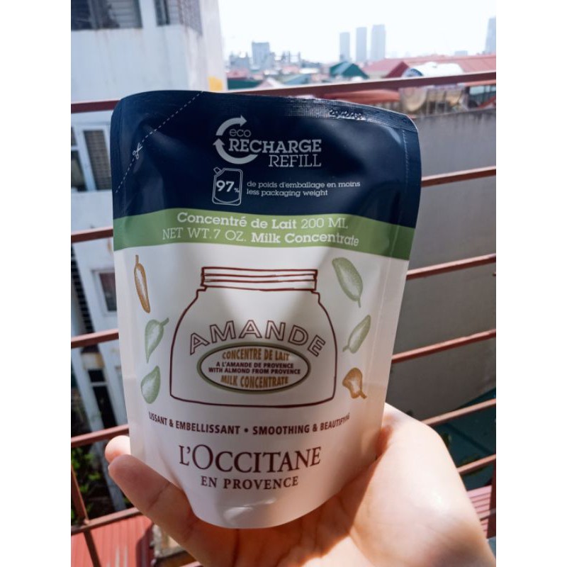 Kem dưỡng thể L'Occitane Almond Milk