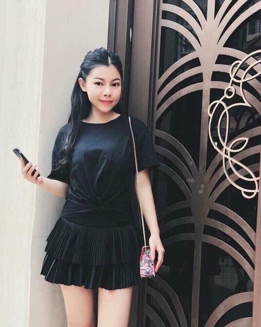 [HÀNG CÓ SẴN] Chân váy đen xếp ly 2 tầng xòe xinh xắn | BigBuy360 - bigbuy360.vn
