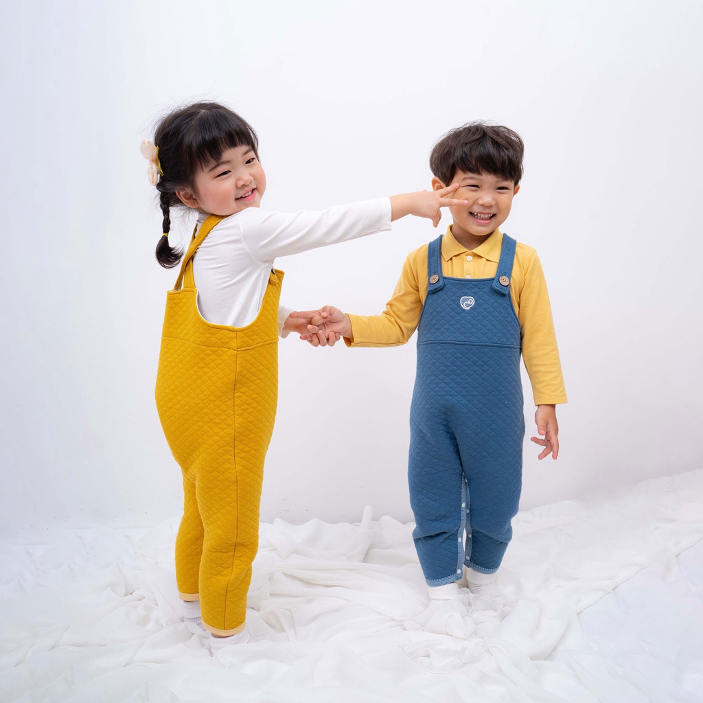 Quần yếm chần bông Kyomi Huggy BU baby