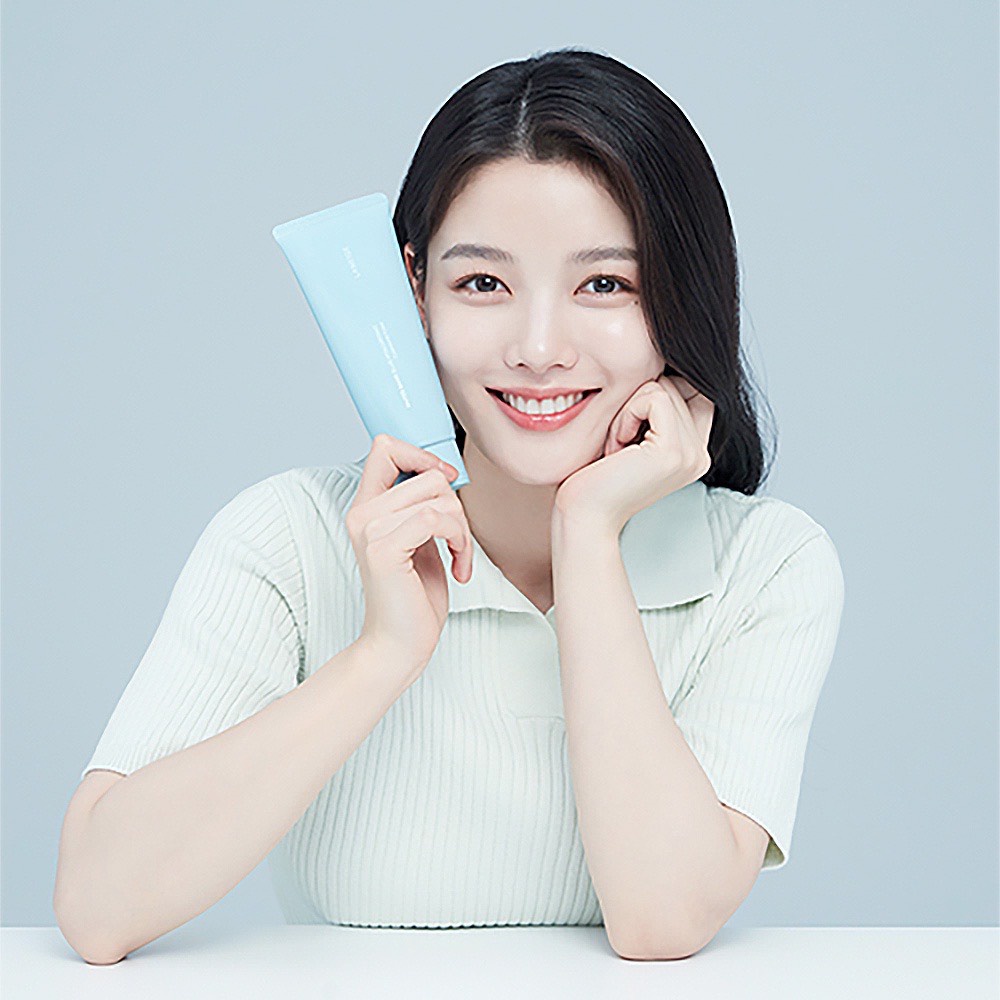 (chọn quà  tặng thêm) Sữa Rửa Mặt Laneige Dưỡng Ẩm, Làm Sạch Da 150g Water Bank Blue HA Cleansing Foam