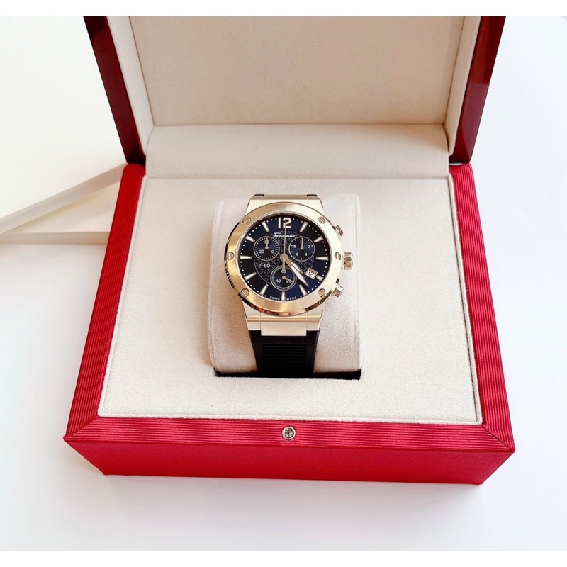 Đồng hồ nam Salvatore Ferragamo F80 .