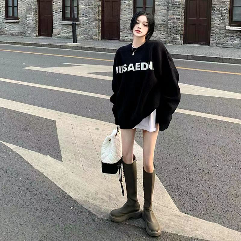 COZOKC COZOK Áo sweater COZOK cổ tròn tay dài dáng rộng in họa tiết chữ cái thời trang