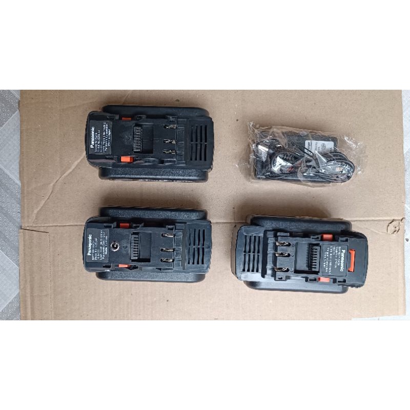 Pin Panasonic - National 14.4v , 18v đóng mới dùng sạc adapter 220v