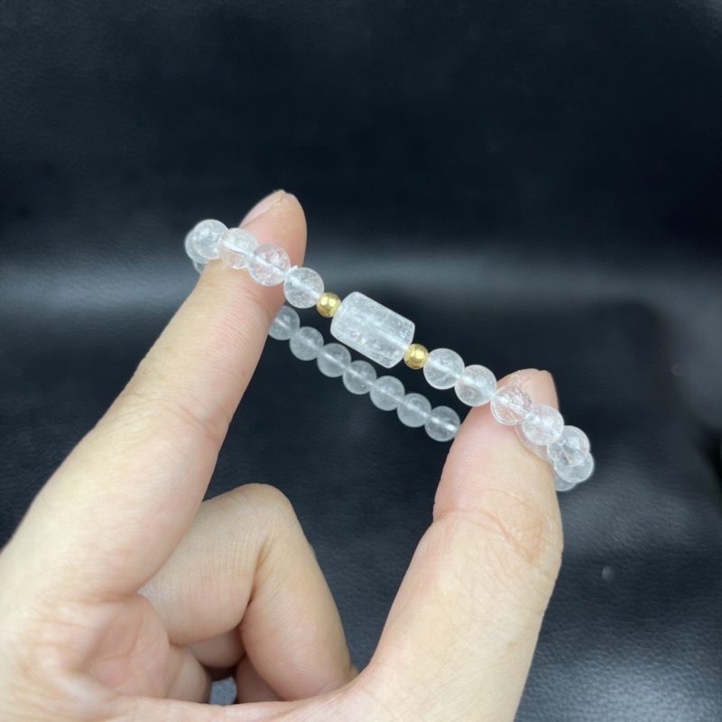 Vòng Tay TA Trắng mix Lu Thống Trắng - Bình an, may mắn