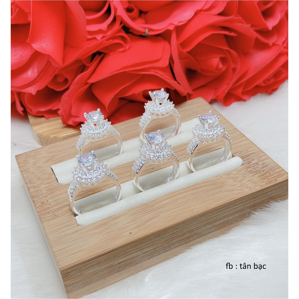 Nhẫn bạc s925 đính đá lấp lánh , viên đá chủ 5li tạo điểm nhẫn của chiếc nhẫn xinh của minh