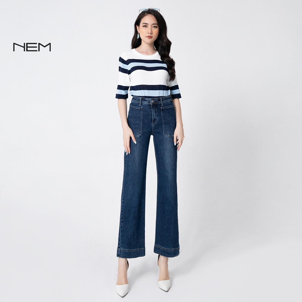 Áo len trắng phối họa tiết kẻ cổ tròn NEM Fashion AL62002 mã 3