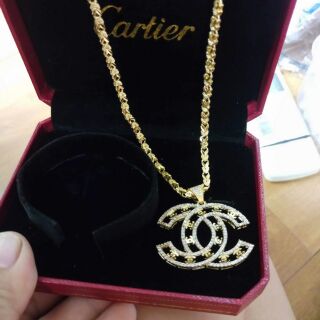 Dây chuyền nữ mặt cách điệu sang chảnh