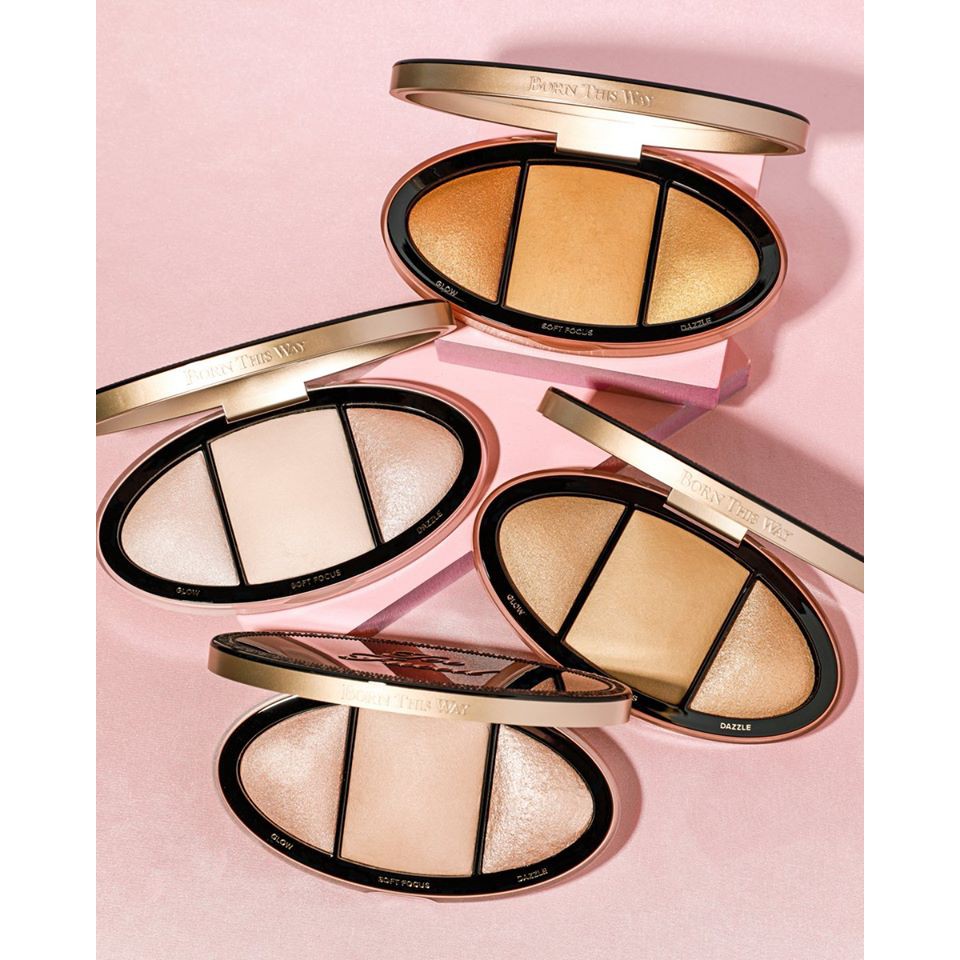 BẢNG PHẤN BẮT SÁNG TOO FACED BORN THIS WAY TURN UP THE LIGHT CHÍNH HÃNG - 5836