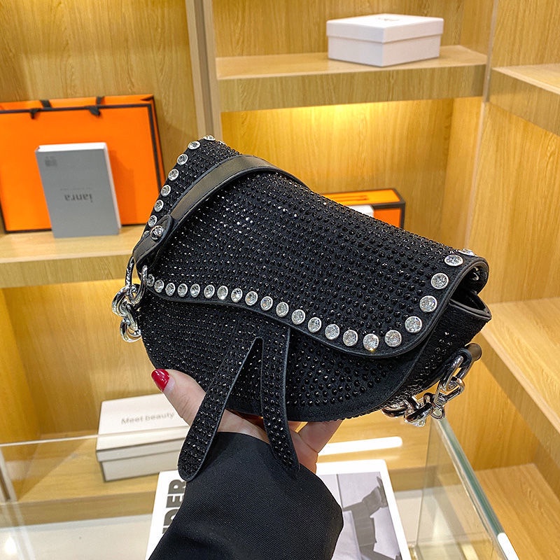 Túi Đeo Chéo Vai Đính Đá Kim Cương Sáng Bóng Phong Cách Thời Trang Mới 2022 Dễ Phối Đồ Dành Cho Nữ