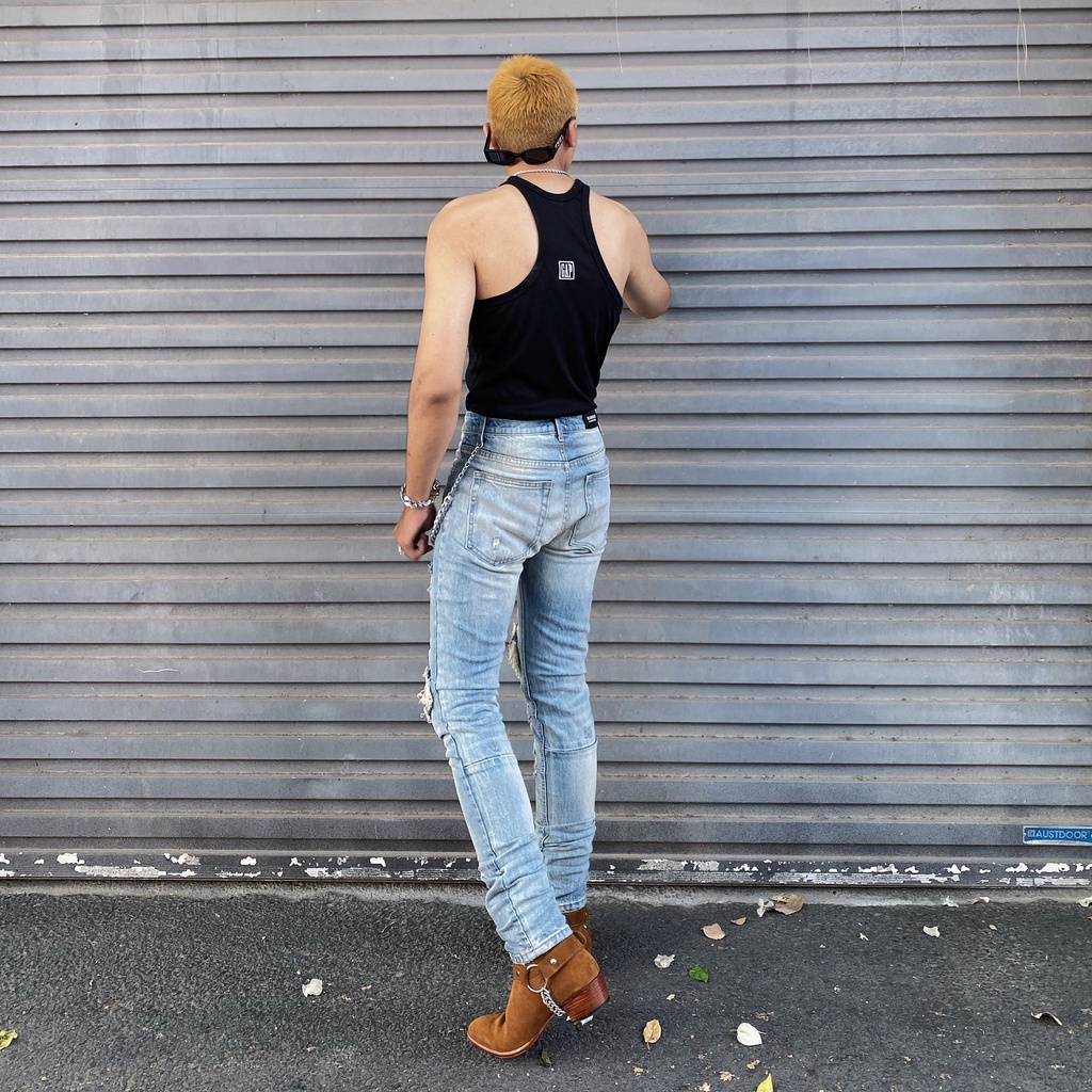 Quần Jeans Nam J17 Stretwear Chất Liệu Cao Cấp Rách Gối Đắp Da Đen Màu Xanh Sáng - TLB Vietnam