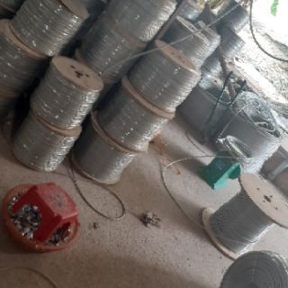Dây cáp Phi 6 bọc nhựa 100m