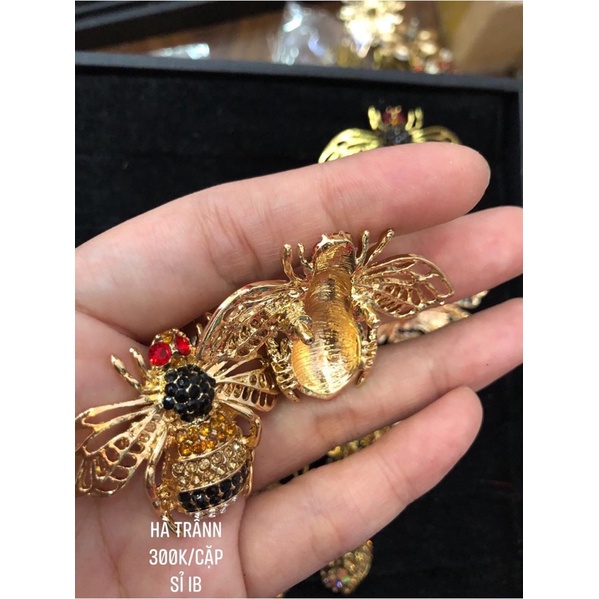 Charm ong gucci gắn dép Havaianas