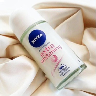 Lăn khử mùi Nivea Extra Whitening 50ml