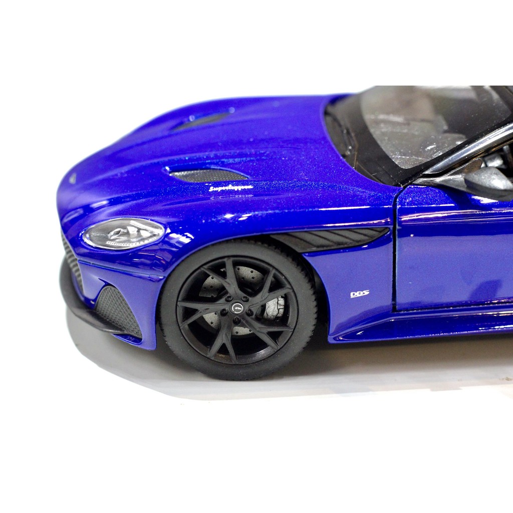 MÔ HÌNH XE ASTON MARTIN DBS SUPERLEGGERA 1:24 WELLY