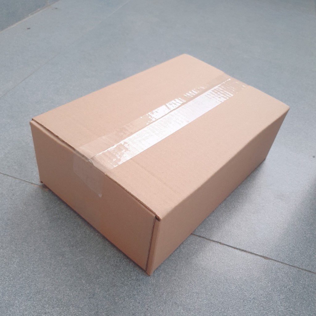 Hộp giấy carton gói hàng, thùng ship cod bìa cứng nhiều lớp sóng giấy kích thước 35*25*15 – QTAZA-01