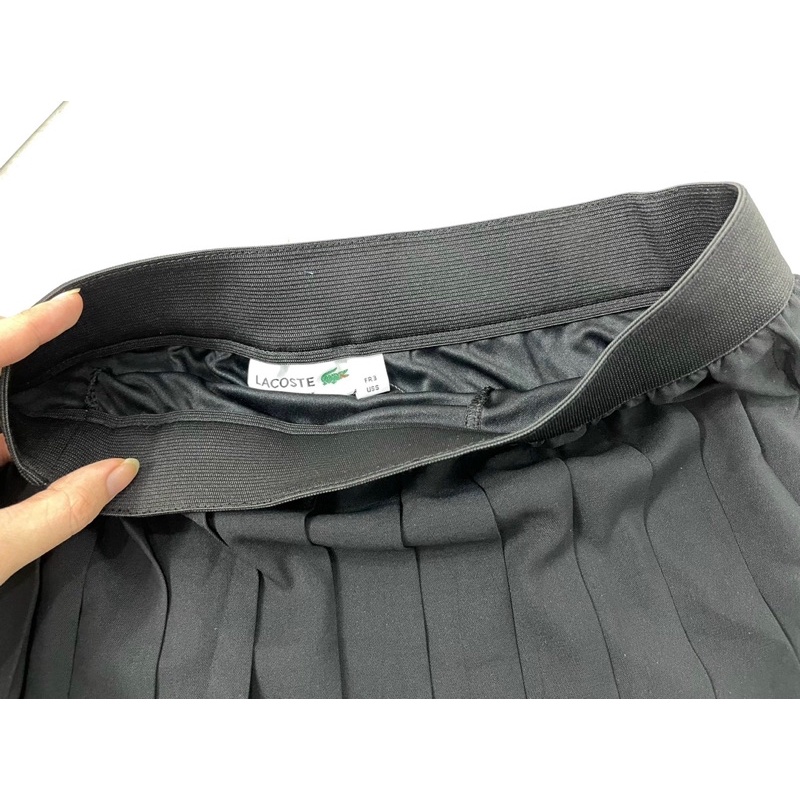 Váy lacoste hot hàng VNXK ảnh trải sàn shop chụp