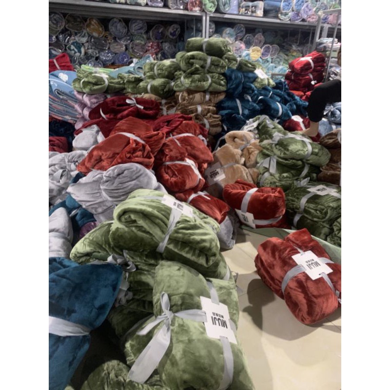Chăn  tuyet  nhung Muji nhập khẩu  cao cấp