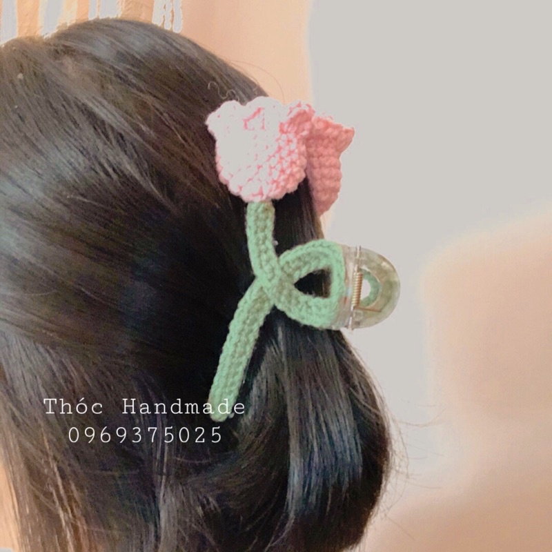 Kẹp tóc hình bông hoa bằng len handmade xinh xắn