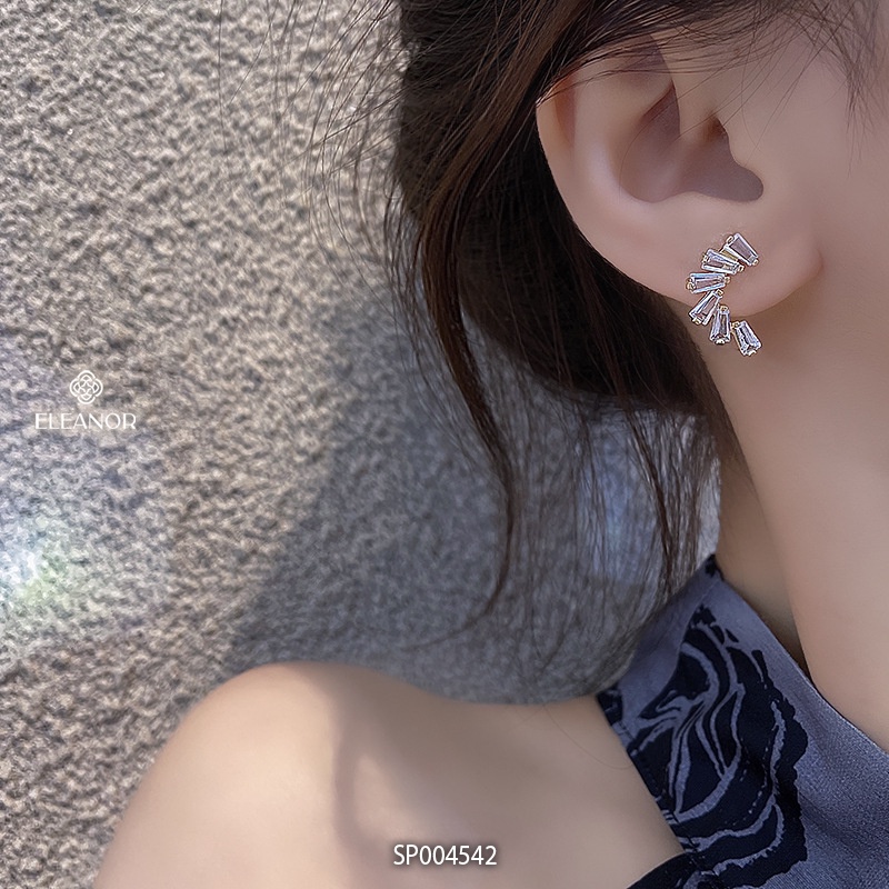Bông tai nữ chuôi bạc 925 Eleanor Accessories khuyên tai viền cong lấp lánh phụ kiện trang sức 4542