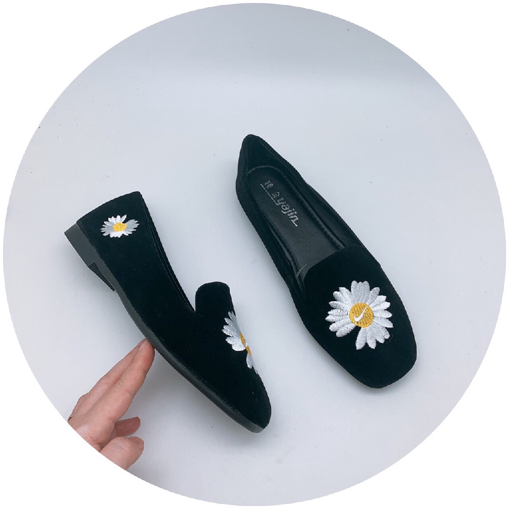 Giày búp bê thêu hoa cúc chất nỉ đẹp êm chân | BigBuy360 - bigbuy360.vn