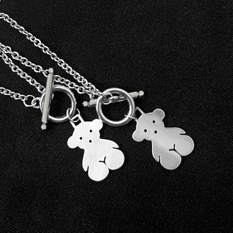 Vòng đeo tay bằng thép titan họa tiết chú gấu dễ thương