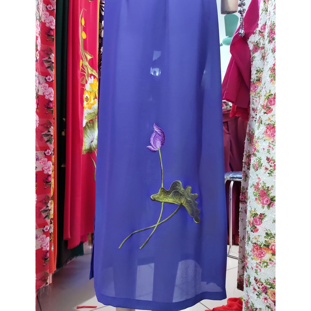 ÁO DÀI TRUYỀN THỐNG THÊU HOA SEN KÈM QUẦN 3 MÀU ADTH2T