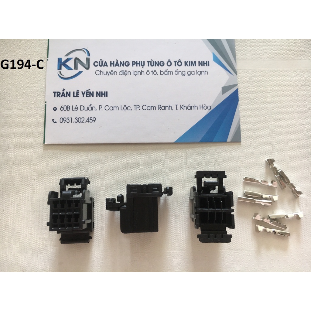 G194-Giắc cắm lắp ráp cửa sổ xe hơi 8 lỗ màu đen 1.2 mm