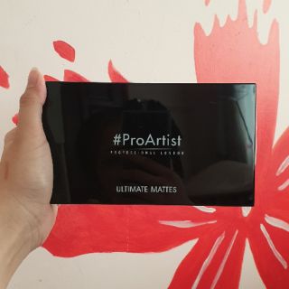 Bảng màu mắt các màu lì Freedom Pro Artist