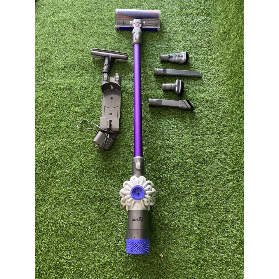 Máy hút bụi Dyson V6 Fluffy 90%