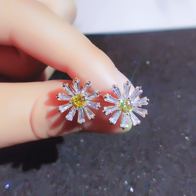 Đôi khuyên tai JIUDUOLAN mạ bạc thiết kế hoa cúc đính đá zircon nhân tạo thời trang thanh lịch dành cho nữ