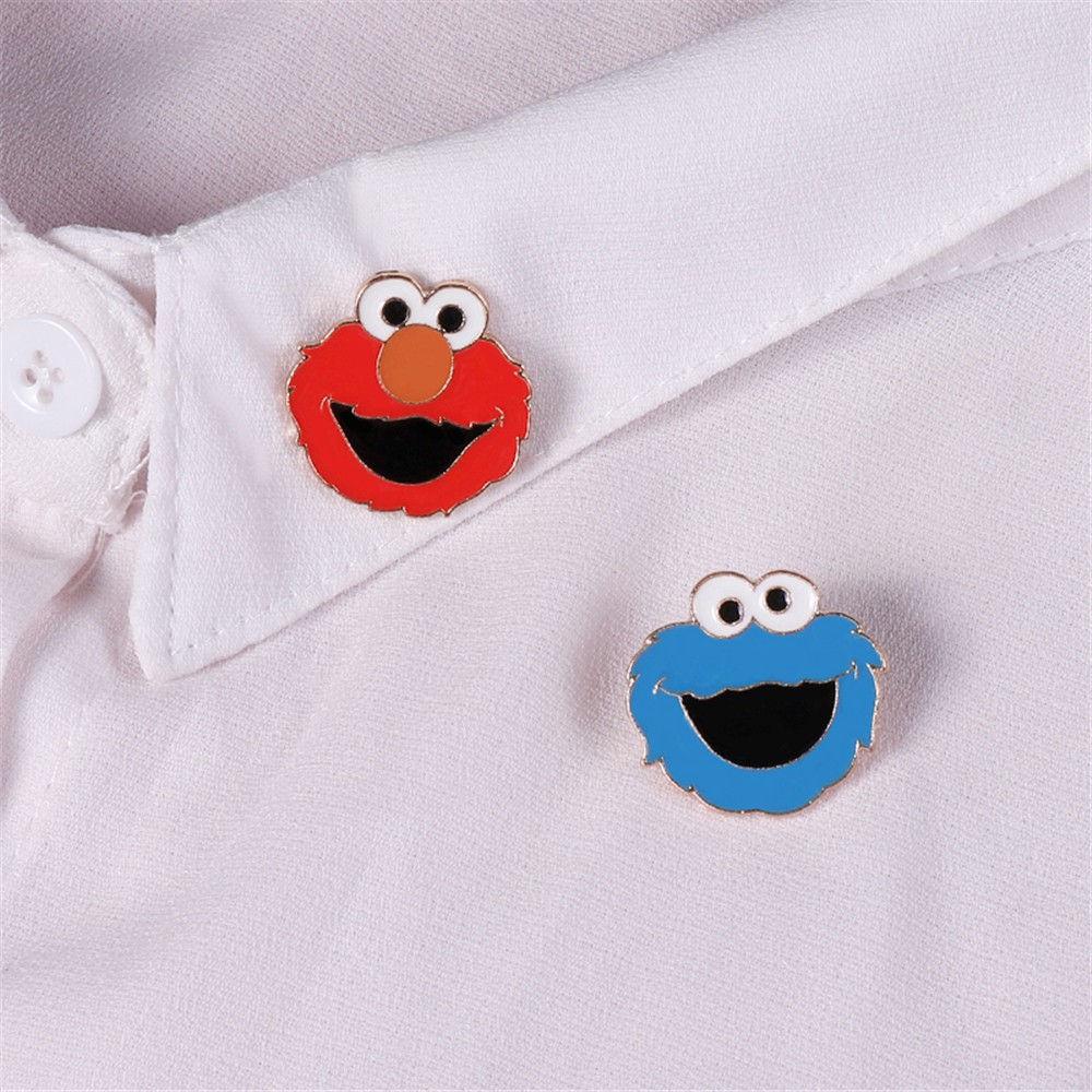 Pin cài áo Elmo trong Sesame Street - GC387