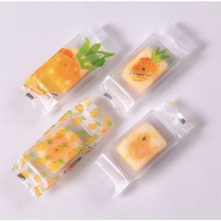 Túi và khay đựng bánh dứa (50c)