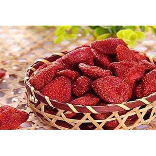 Dâu Tây Sấy Dẻo 1kg ❣️ FREESHIP ❣️ Chất Lượng  [ Đặc Sản ]  Ngon Ngọt !
