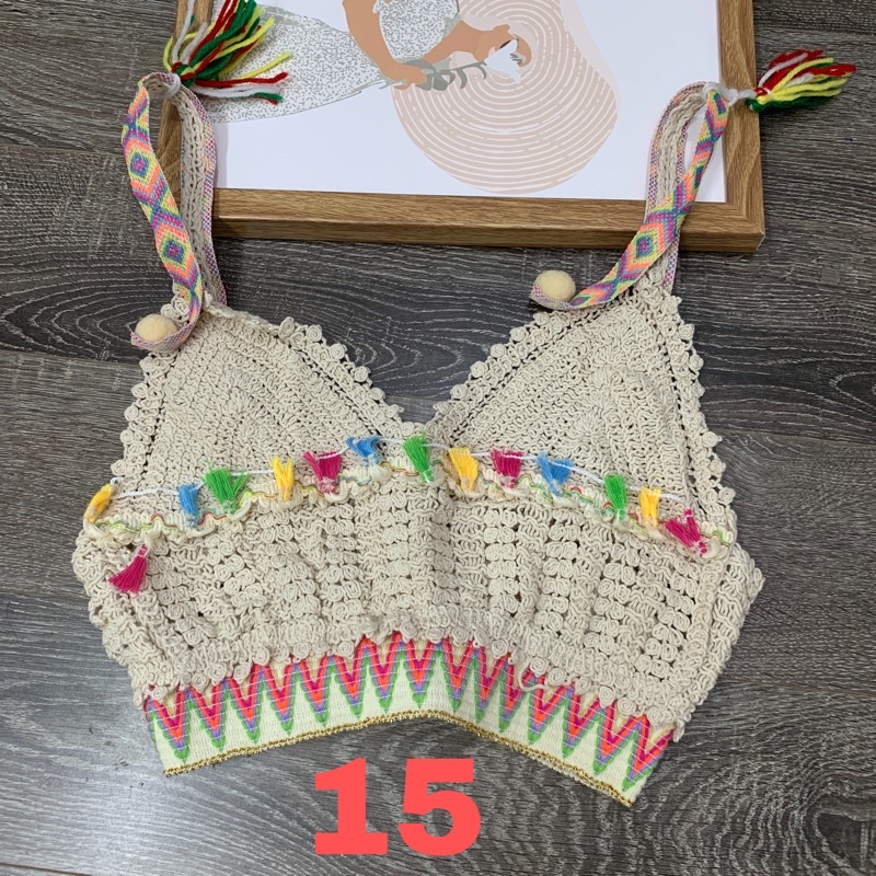 Ảnh Shop Chụp Thật-Áo Bra Len Móc Đi Biển Nhiều Kiểu Màu Be