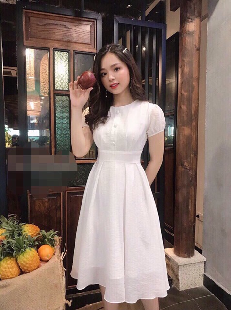 Váy xinh cao cấp giá 330k/1c