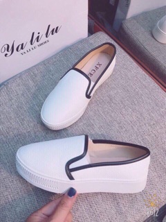 Giầy slip on