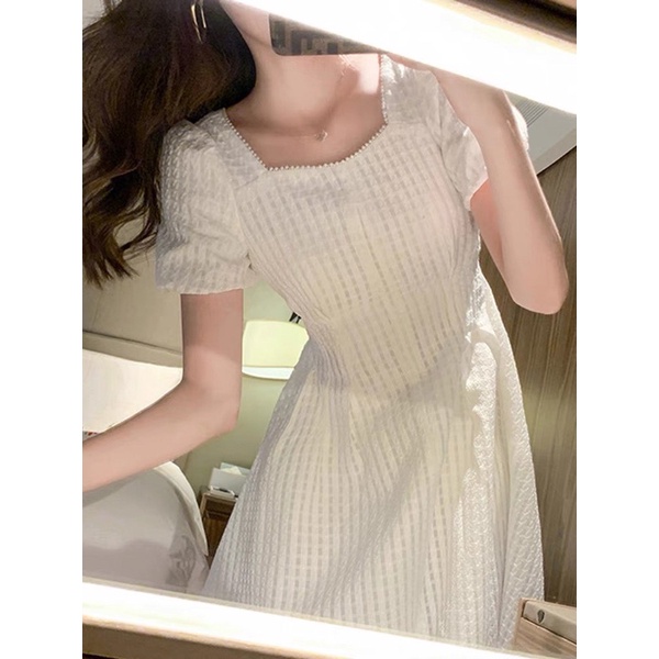 ĐẦM TRẮNG Ô NHÍ TAY BO CỔ VIỀN HẠT XẺ TÀ