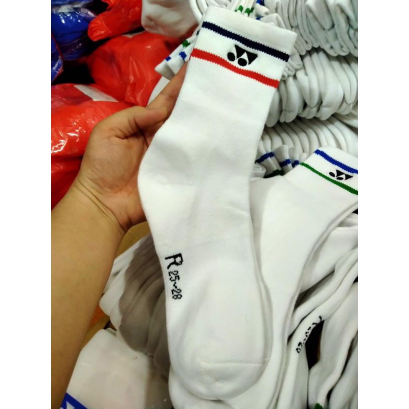 Tất yonex 75 năm